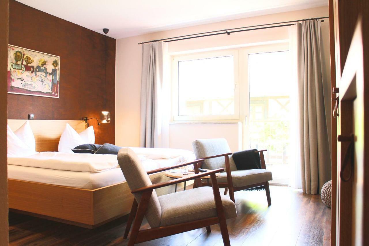 Weinhotel Fritz Walter Niederhorbach 外观 照片